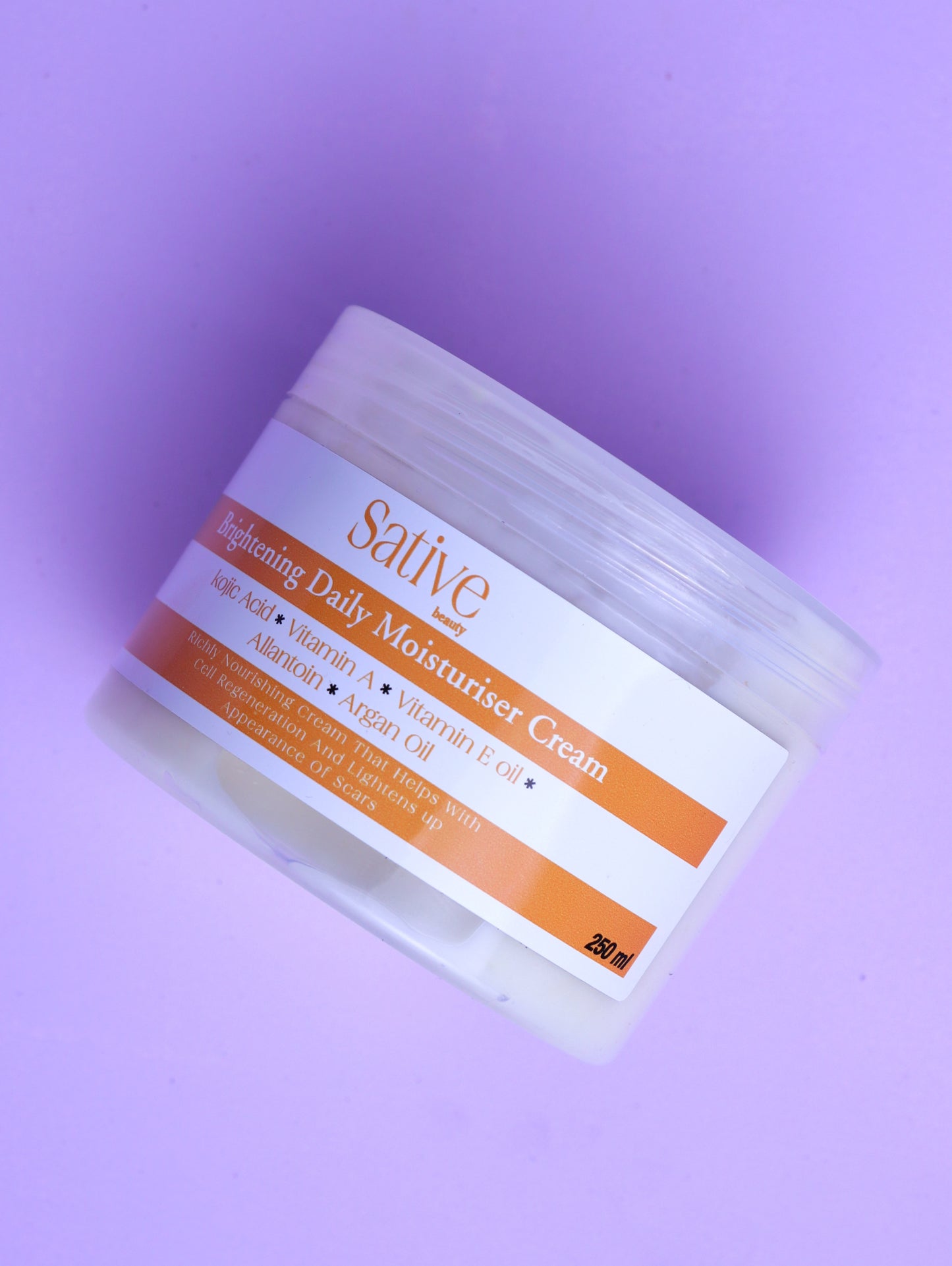 Brightening Daily Moisturiser Cream