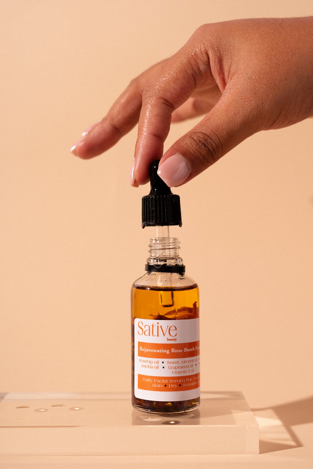 Rejuvenating Rose Bomb Facial Oil