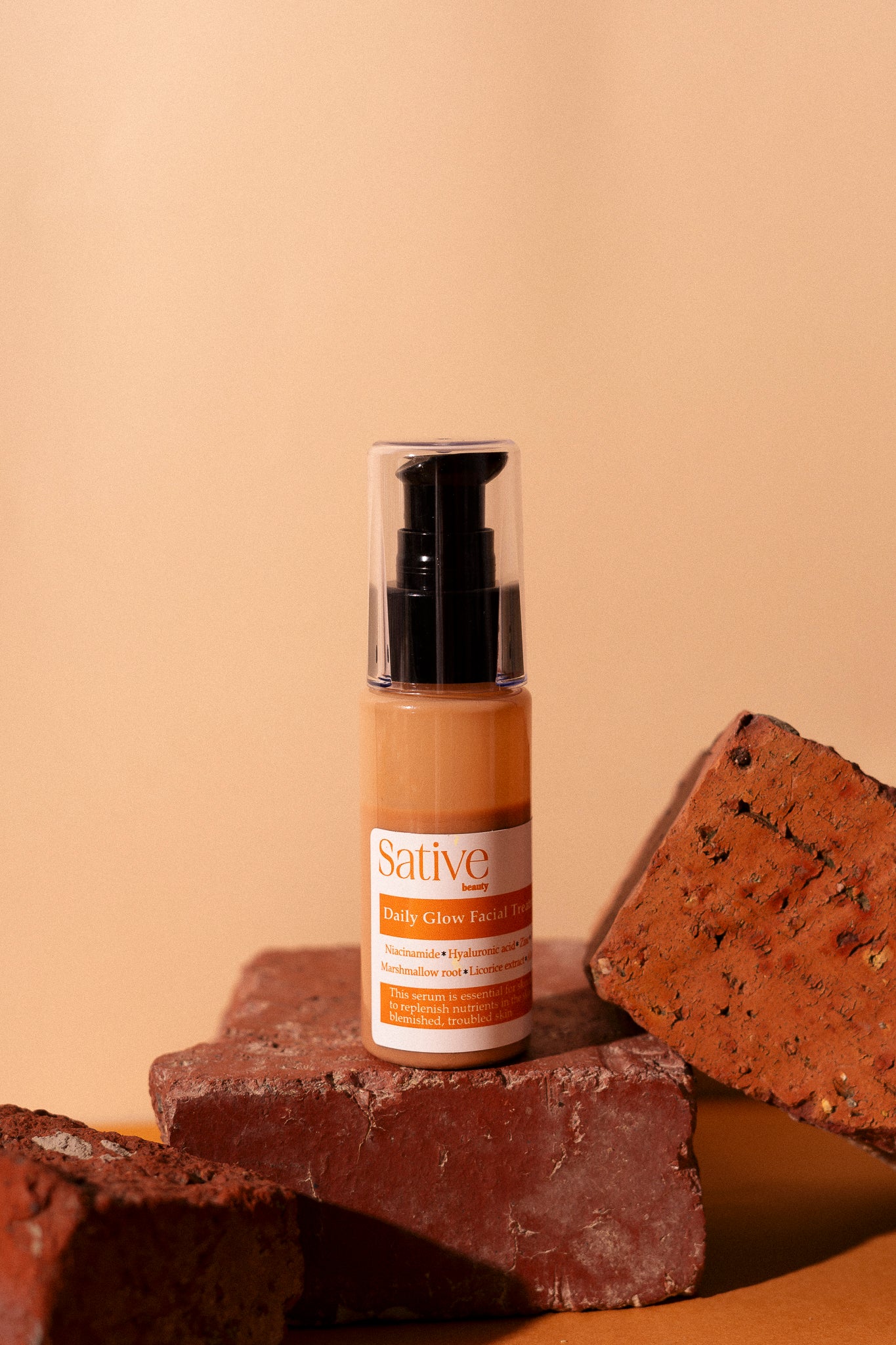 Daily Glow Facial Treatment serum