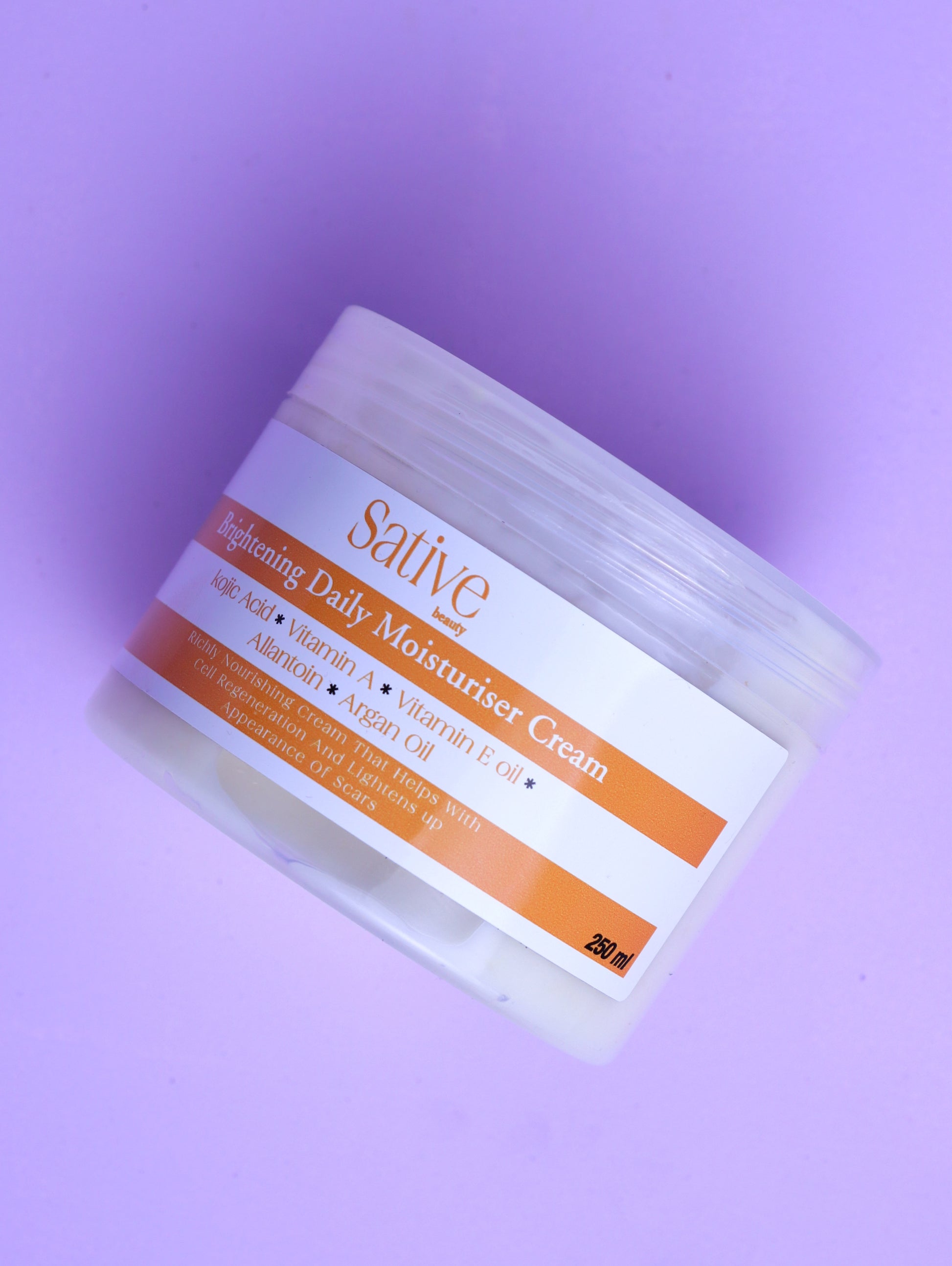 Brightening Daily Moisturiser Cream